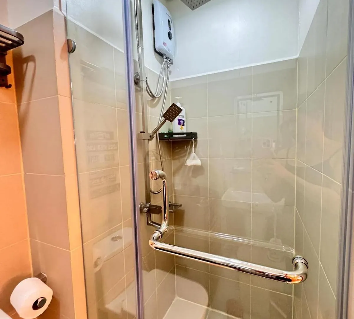 Apartment Mjm Cityscape At Red Residences Manila